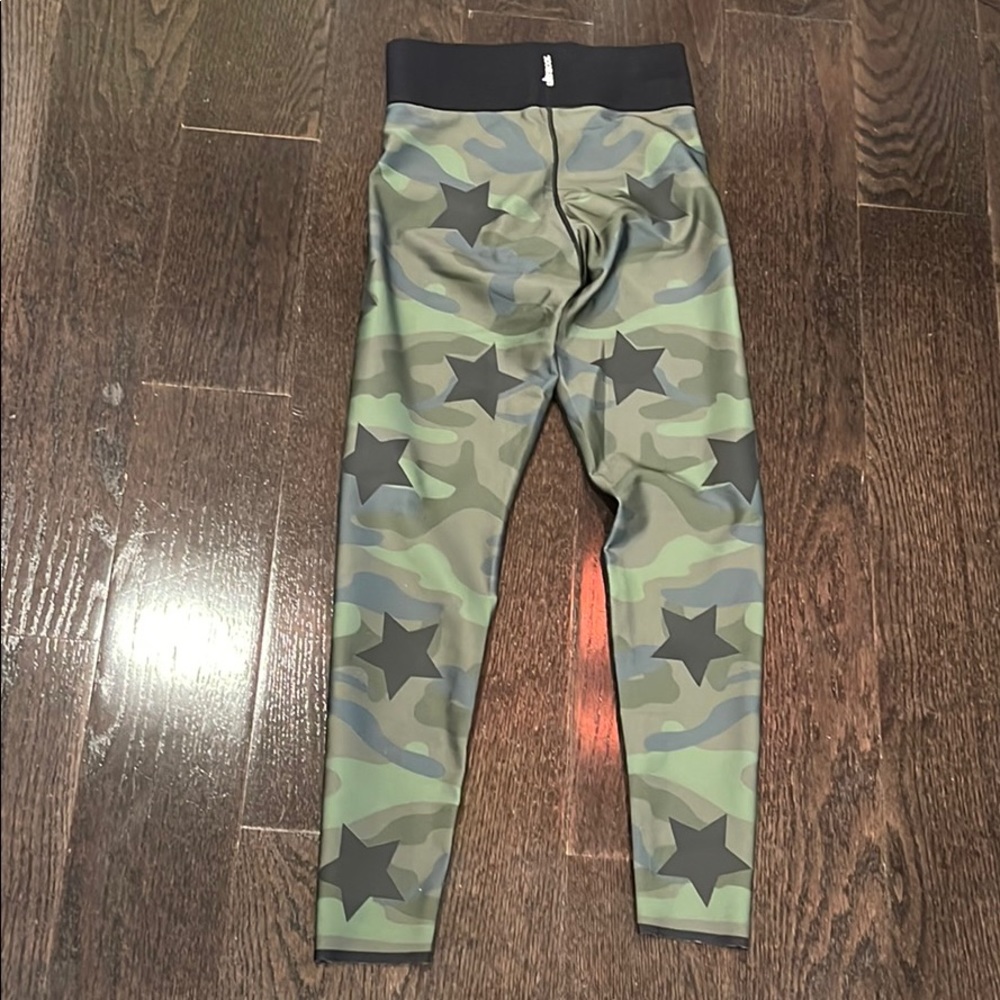 Ultracor Camo leggings with black stars - Picture 4 of 6
